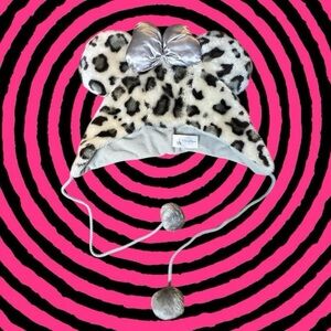 Minnie Mouse leopard hat